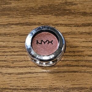 NYX Single Eyeshadow In Fireball BNIB